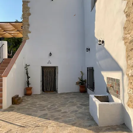 Cortijo Las Angosturas Montefrío Extérieur photo